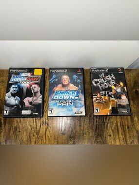 Lot #11 - PS2 Smack Down Bundle